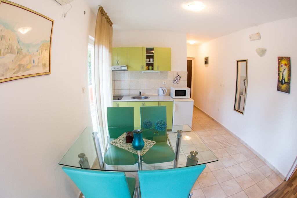 Villa Nadezda Petrovac Екстер'єр фото