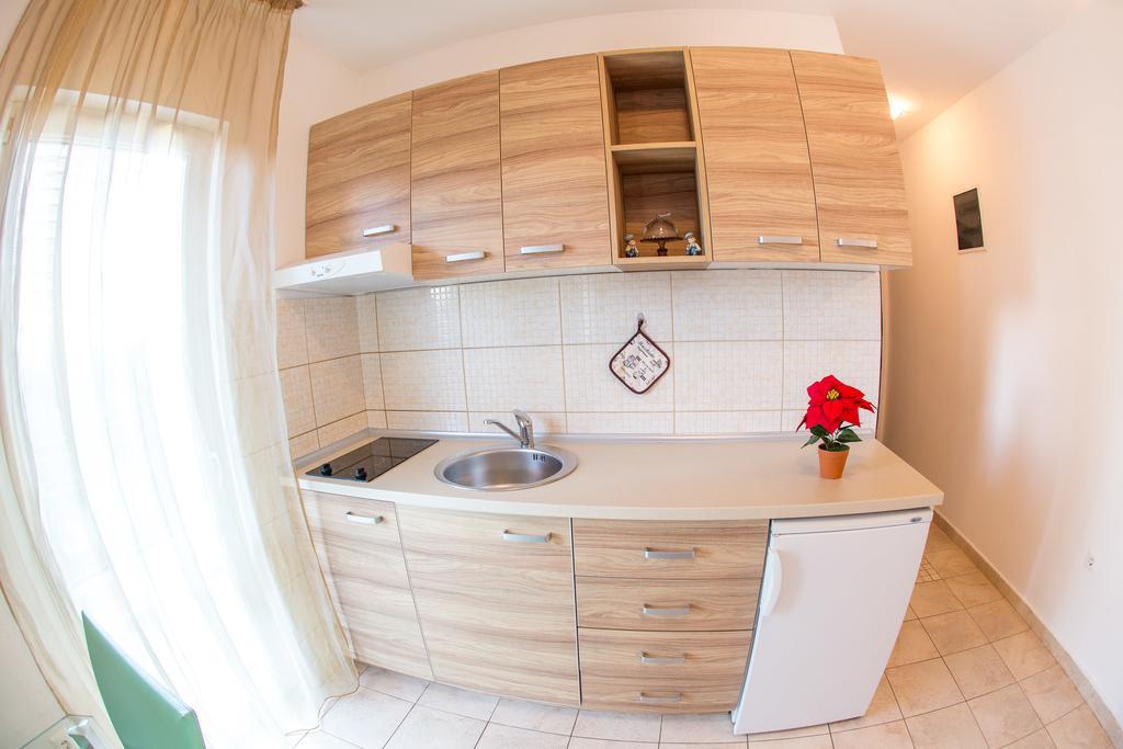 Villa Nadezda Petrovac Екстер'єр фото