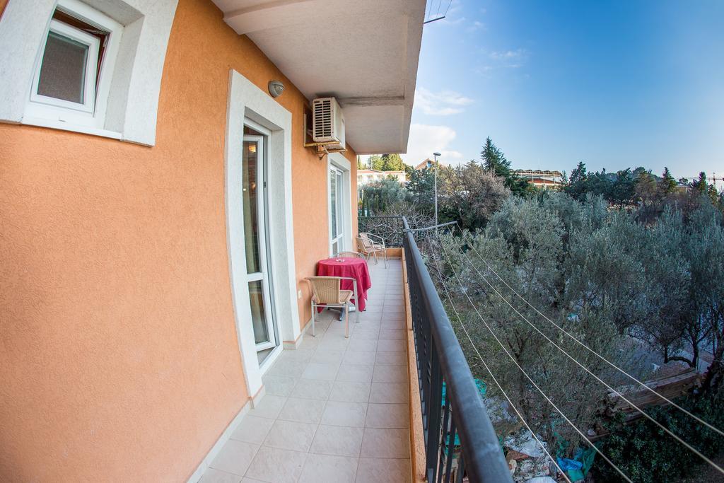 Villa Nadezda Petrovac Екстер'єр фото