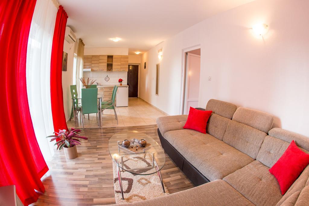 Villa Nadezda Petrovac Екстер'єр фото
