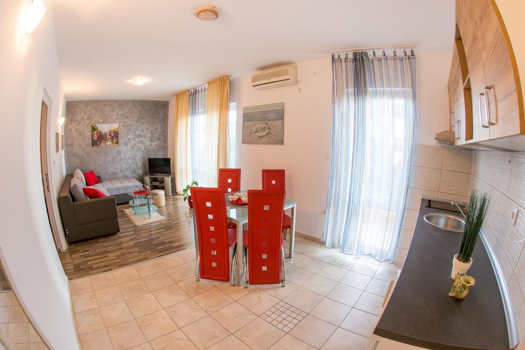 Villa Nadezda Petrovac Екстер'єр фото